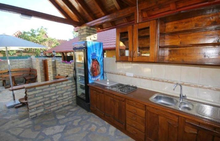 Guest House Vila Alexandar Palic Phòng bức ảnh